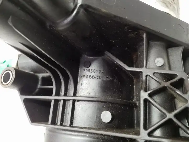 Volkswagen Jetta VI (2011 - 2018) 03N117021 Кронштейн масляного фильтра — фото 7
