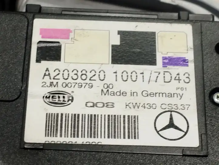 Mercedes-Benz C AMG W203 (2000 - 2007) A2038201001 Передняя подсветка — фото 5
