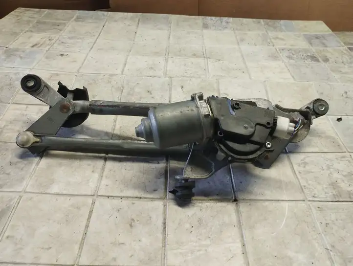 Toyota Yaris (2005 - 2009) 8511052440 Комплект механизма стеклоочистителей — фото 1