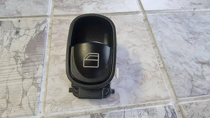 Mercedes-Benz C AMG W203 (2000 - 2007) A2038200210 Блок кнопок стеклоподъемников — фото 1