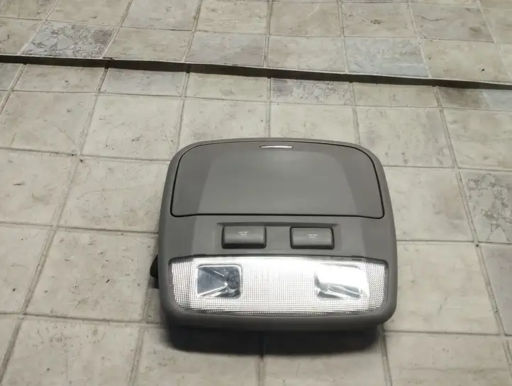 Hyundai Santa Fe (2000 - 2005) 92830390 Передняя подсветка — фото 1