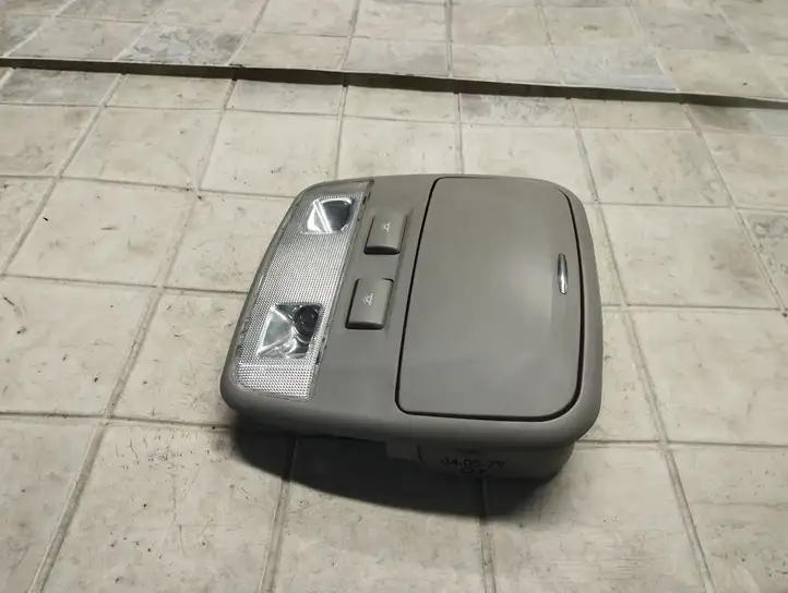 Hyundai Santa Fe (2000 - 2005) 92830390 Передняя подсветка — фото 4