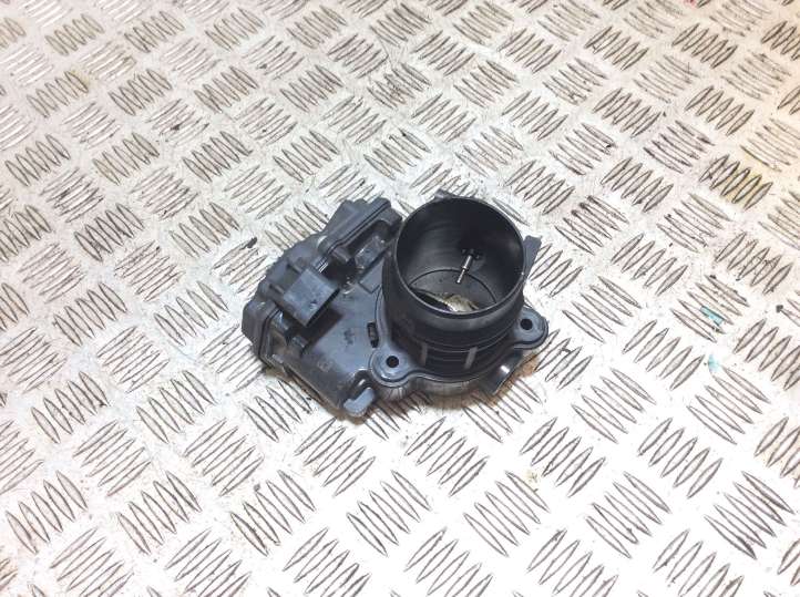 BMW 3 F30 F35 F31 (2012 - 2018)  8512452 Электрическая задвижка