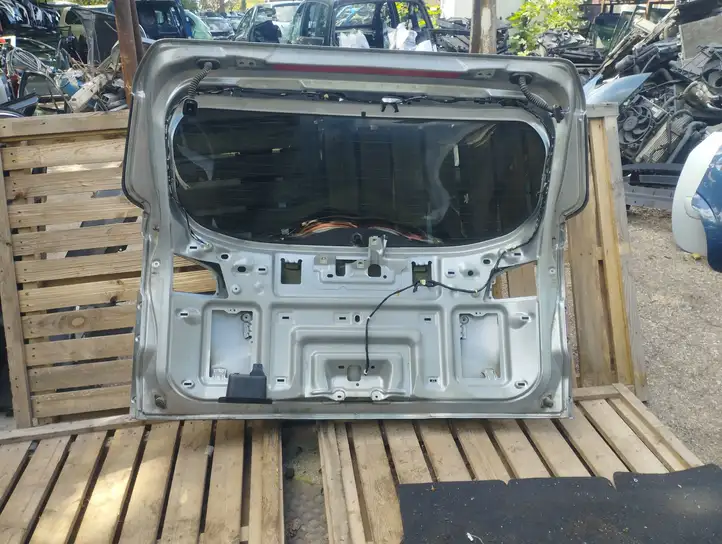 Ford S-MAX (2006 - 2010) Крышка багажника — фото 4