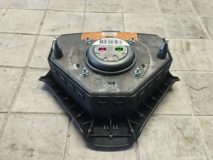 Volvo S60 (2004 - 2010) 9208345 Подушка безопасности руля — фото 5