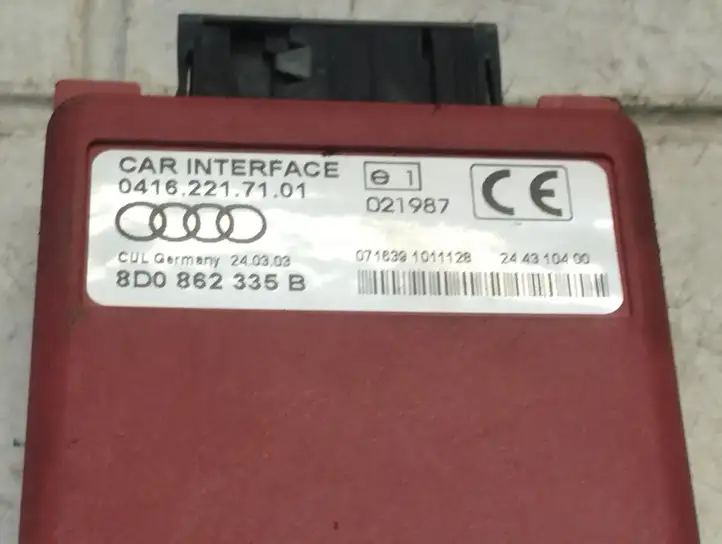 Audi A4 S4 B6 8E 8H (2000 - 2006) 8D0862335B Блок GSM — фото 2