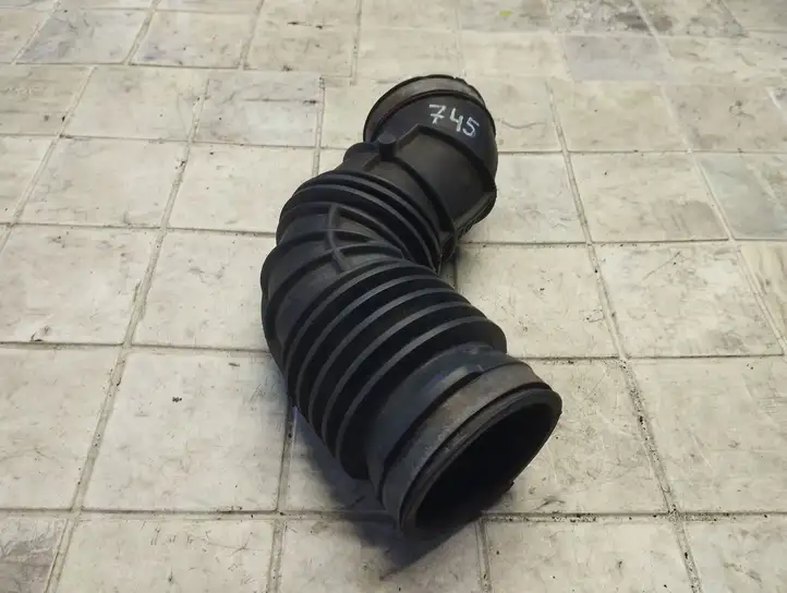 Volvo S60 (2004 - 2010) 08649258 Трубка подачи воздуха — фото 1