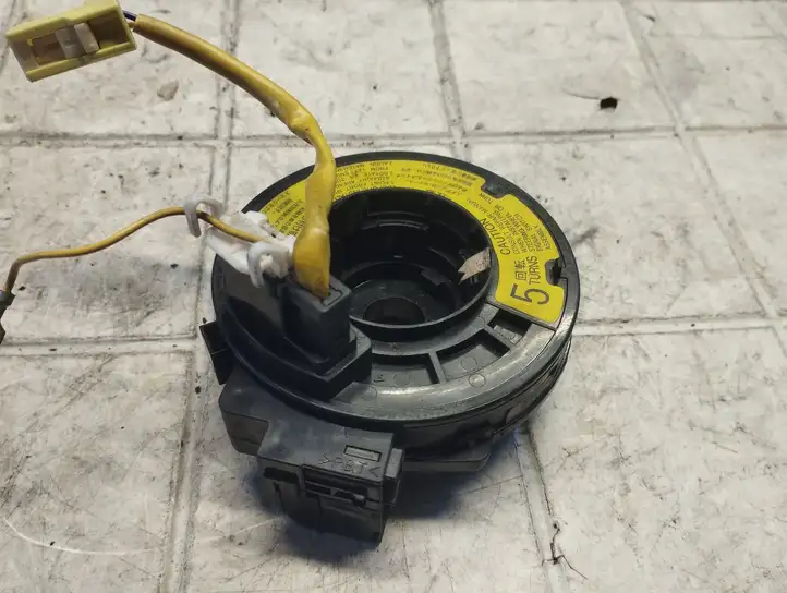 Toyota RAV 4 (XA20) (2000 - 2005) VJ03205889 Контактное кольцо SRS — фото 5