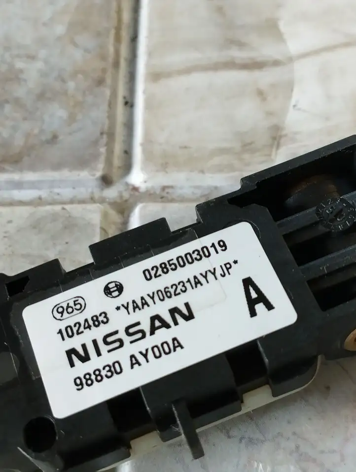 Nissan Note (E11) (2006 - 2014) 0285003019 Датчик удара SRS — фото 2