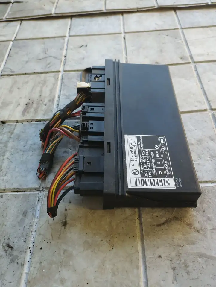 BMW 5 E60 E61 (2004 - 2010) 6135695266401 Модуль комфорта — фото 4