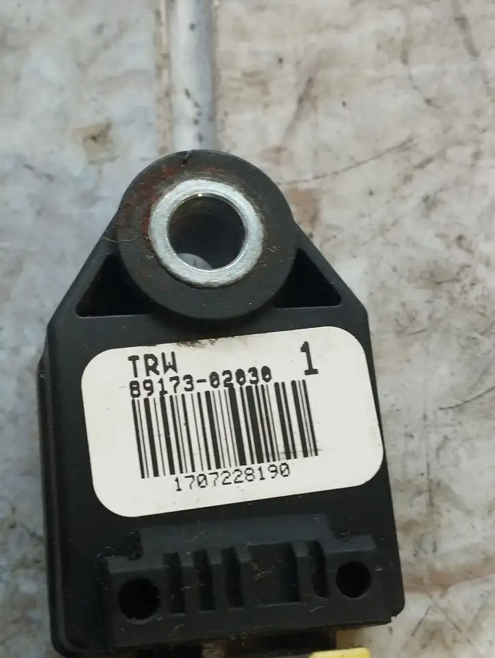 Toyota Corolla Verso AR10 (2004 - 2009) 8917302030 Датчик удара SRS — фото 2