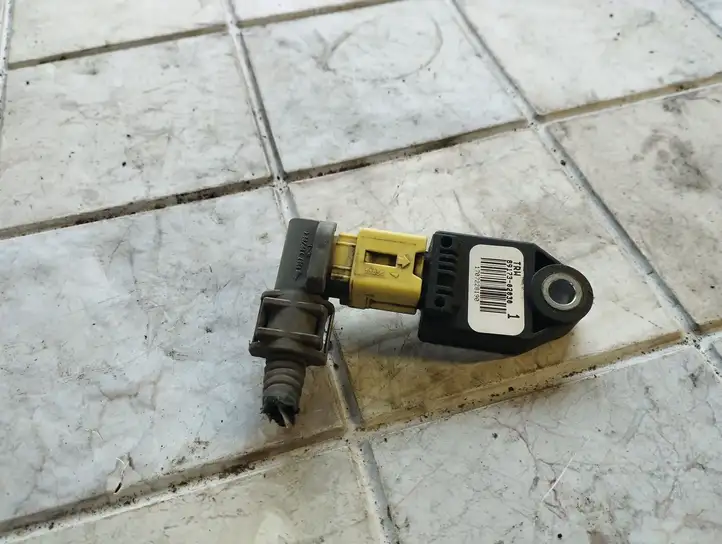 Toyota Corolla Verso AR10 (2004 - 2009) 8917302030 Датчик удара SRS — фото 4