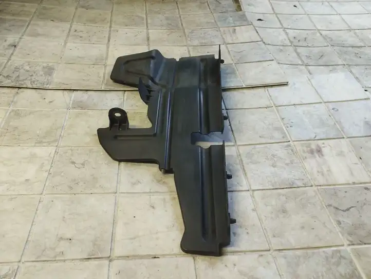 Toyota Corolla Verso AR10 (2004 - 2009) 532860F040 Дефлектор воздуха — фото 2