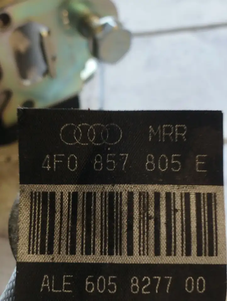 Audi A6 S6 C6 4F (2004 - 2008) 4F0857805E Задний ремень безопасности — фото 2