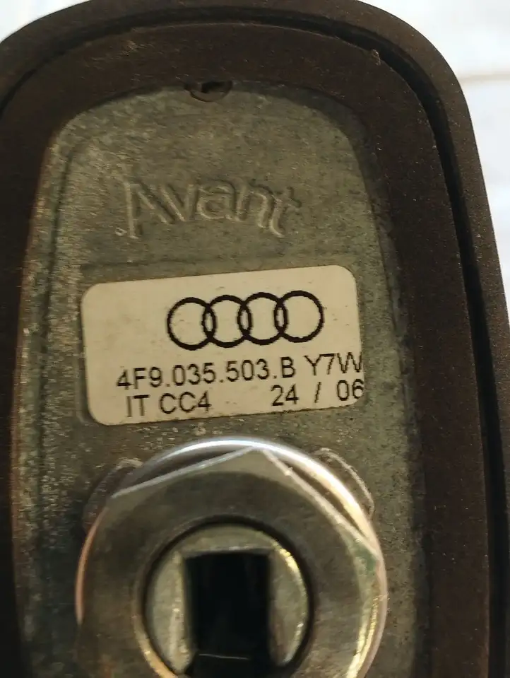 Audi A6 S6 C6 4F (2004 - 2008) 4F9035503B GPS антенна — фото 3