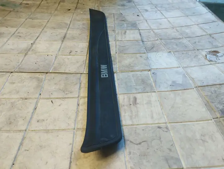 BMW 3 E90 E91 (2005 - 2012) 514770060279 Внутренняя отделка переднего порога — фото 4