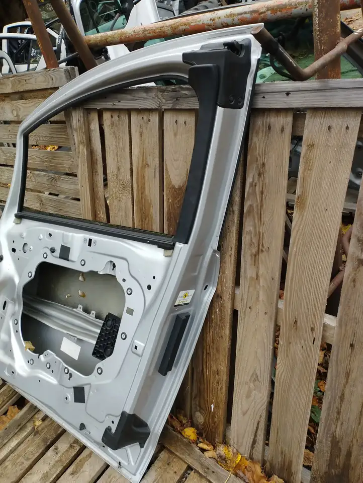 Ford B-MAX (2012 - 2018) Дверь — фото 3