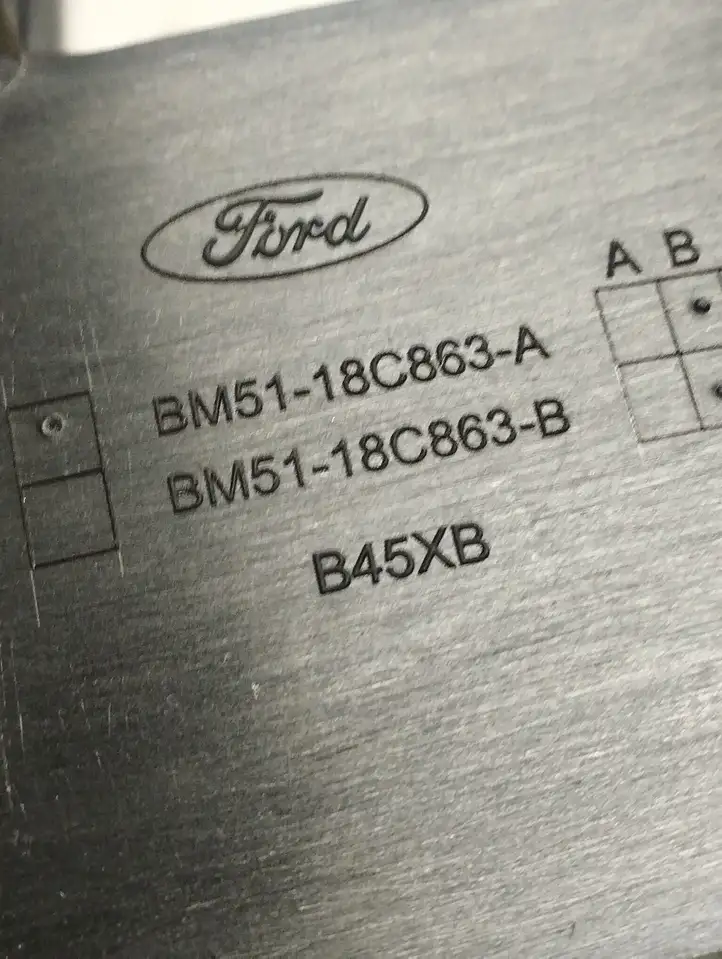 Ford Focus (2011 - 2015) BM5118C863A Твитер передней двери — фото 3