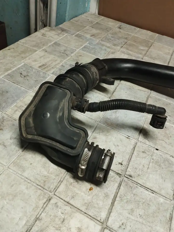 Ford Focus (2011 - 2015) CV616C784BE Трубки интеркулера / Шланги интеркулера — фото 6
