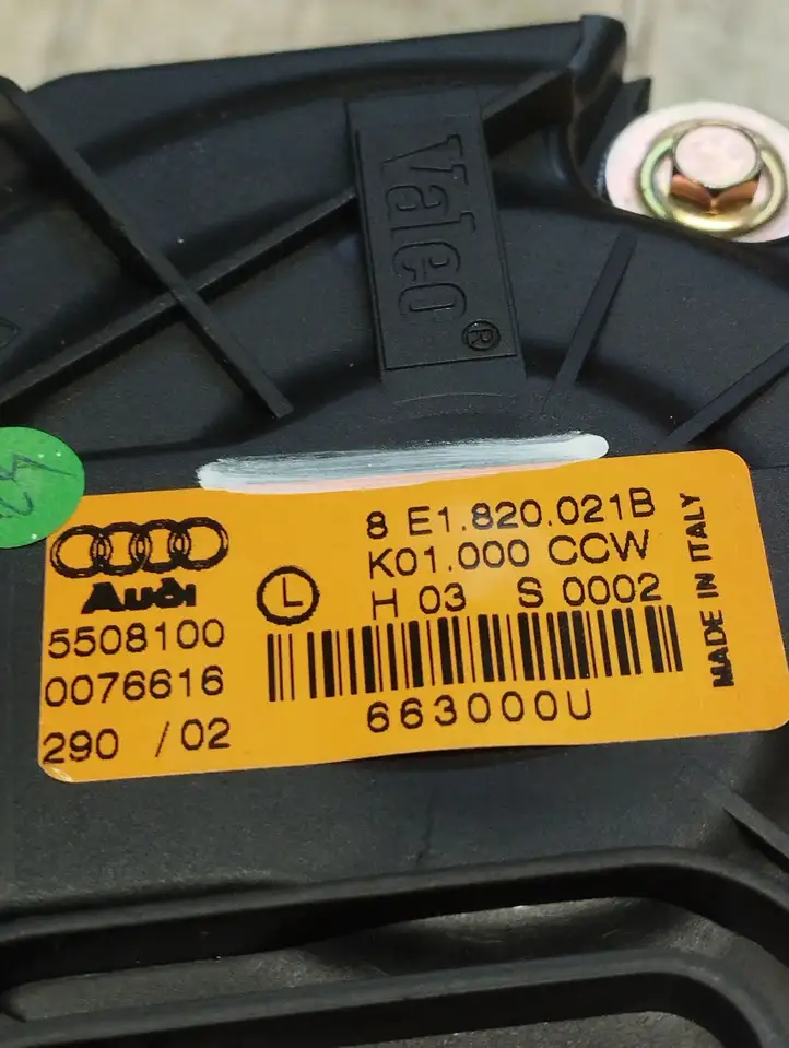 Audi A4 S4 B7 8E 8H (2004 - 2009) 8E1820021B Вентилятор печки — фото 4