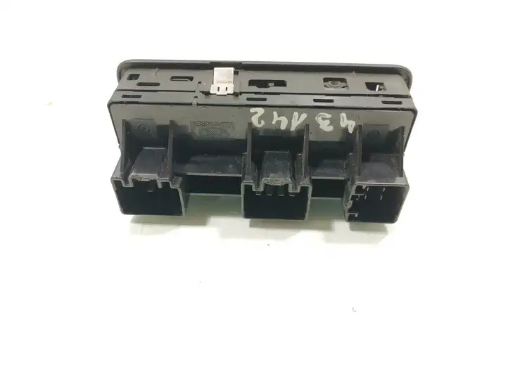 Land Rover Range Rover Sport L320 (2005 - 2009) YUD500950 Блок кнопок стеклоподъемников — фото 4