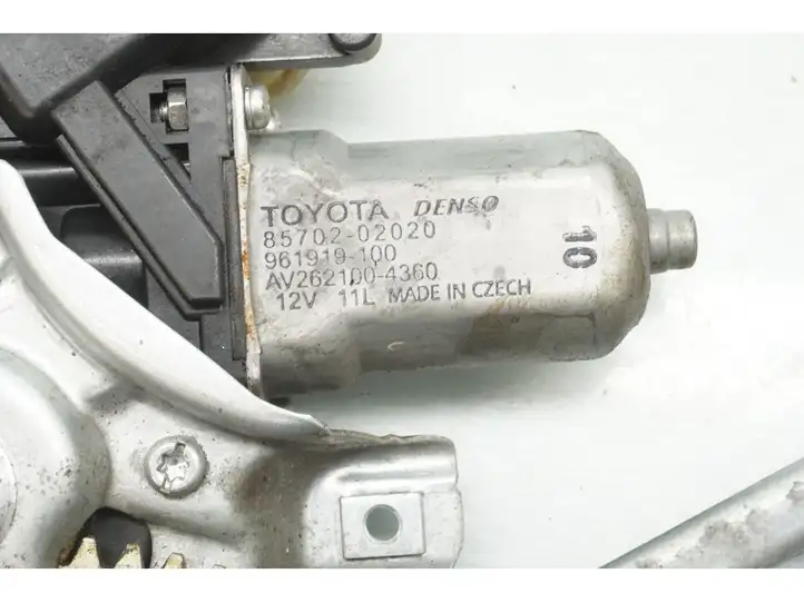 Toyota Avensis T270 (2009 - 2012) 85702-02020 Стеклоподъемник задней двери — фото 4