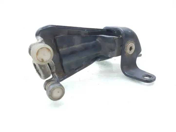 Mercedes-Benz Vito Viano W639 (2003 - 2010) A6397601047 Средняя направляющая ролика раздвижной двери — фото 4