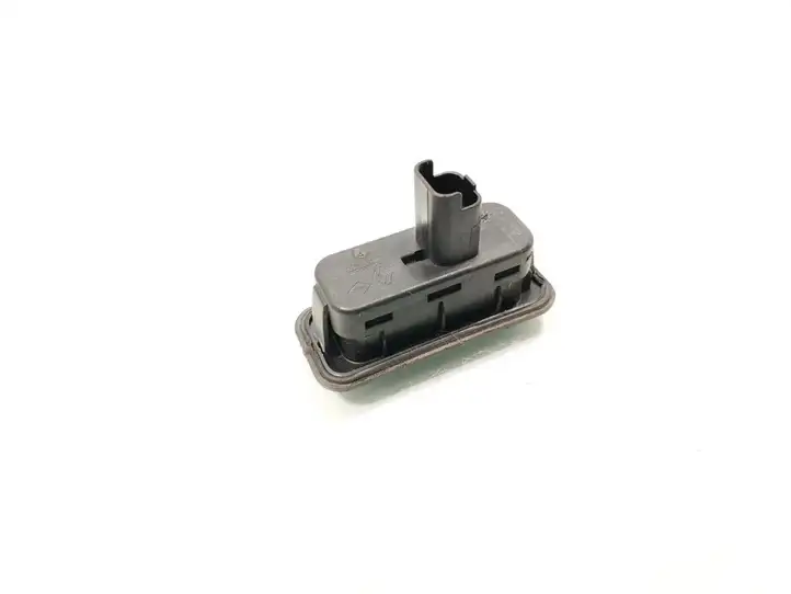 Renault Scenic III - Grand scenic III (2009 - 2016) 8200076256 Кнопка закрытия крышки багажника — фото 3