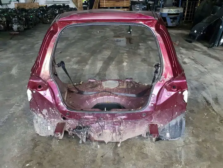 Mitsubishi Mirage VI G4 Attrage (2015 - ) Задняя часть кузова — фото 2
