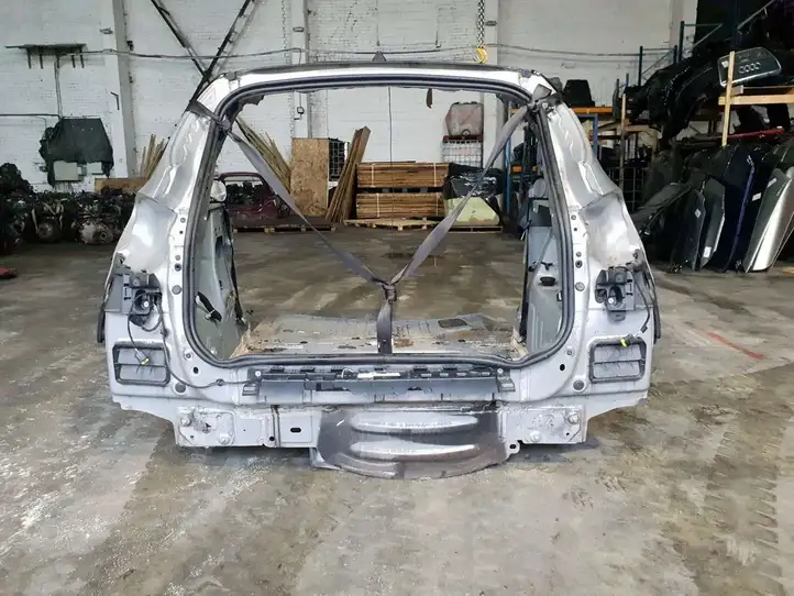 Renault Captur (2013 - 2020) Задняя часть кузова — фото 2