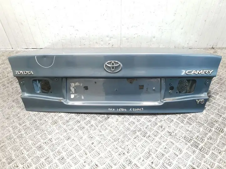 Toyota Camry (1996 - 2001) Крышка багажника — фото 3