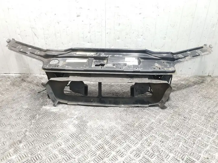 Volvo C70 (1998 - 2005) Верхняя панель радиатора — фото 1