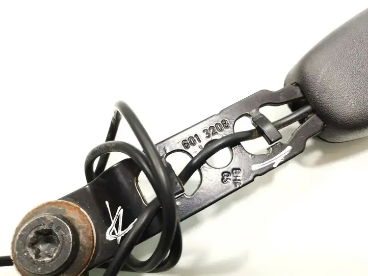 Volvo XC90 (2006 - 2014) 6013208 Замок переднего ремня — фото 5