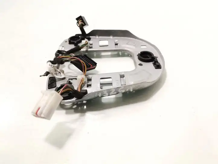 Opel Astra J (2009 - 2012) 306435150 Прочая электропроводка — фото 4