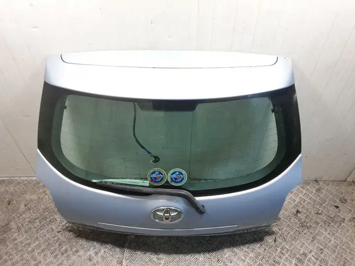 Toyota Auris 150 (2006 - 2012) Крышка багажника — фото 4