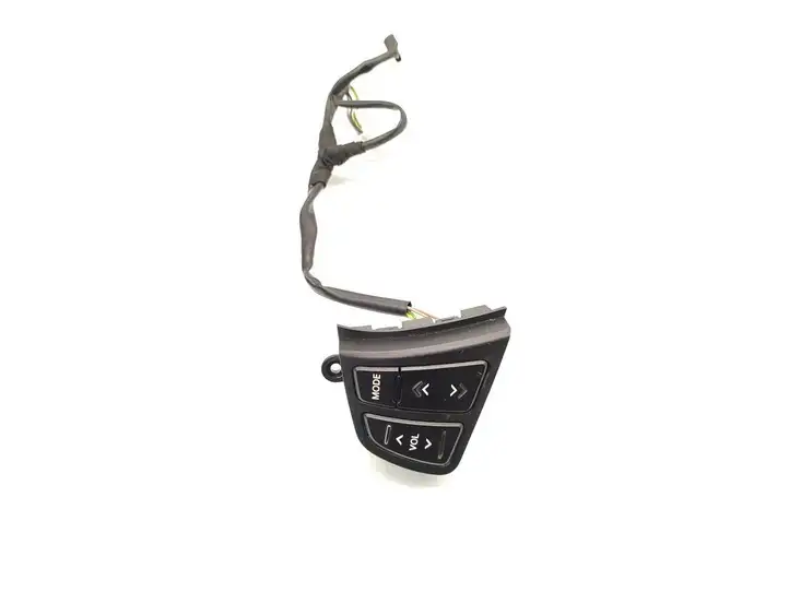 Hyundai i30 (2007 - 2012) 200003371 Кнопки на рулевом колесе — фото 2