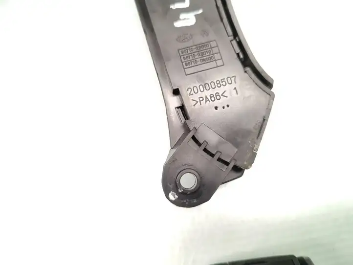 Hyundai Santa Fe (2005 - 2009) 200008508 Кнопки на рулевом колесе — фото 5
