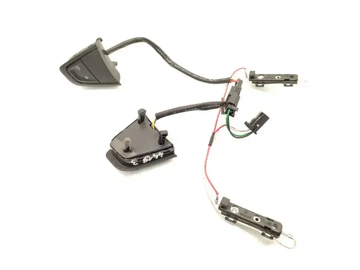 Renault Scenic III - Grand scenic III (2009 - 2016) 6078268 Кнопки на рулевом колесе — фото 3