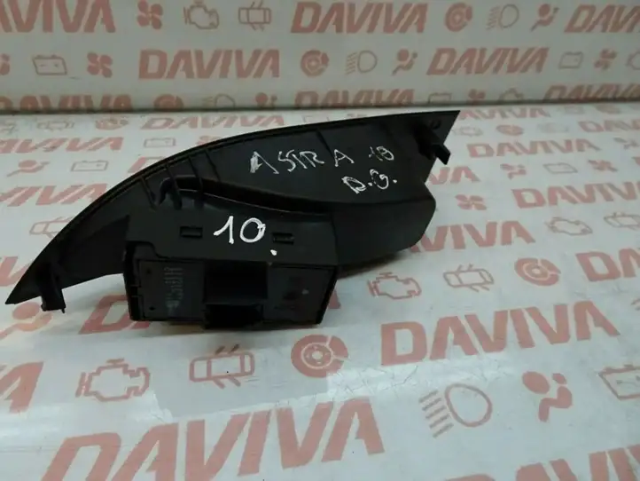 Opel Astra J (2009 - 2012) 13301888 Кнопка стеклоподъемников — фото 3