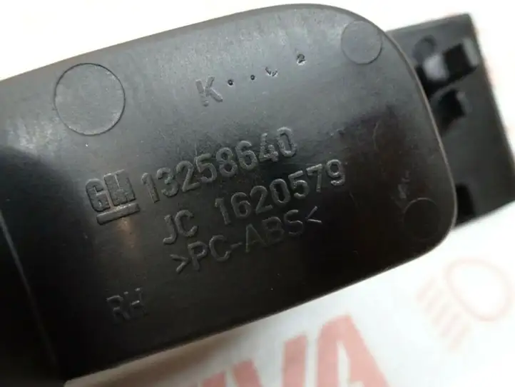 Opel Astra J (2009 - 2012) 13301888 Кнопка стеклоподъемников — фото 5