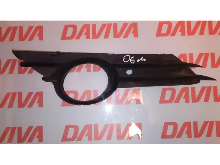 Opel Corsa D (2006 - 2010) 13211478 Решетка противотуманной фары — фото 2