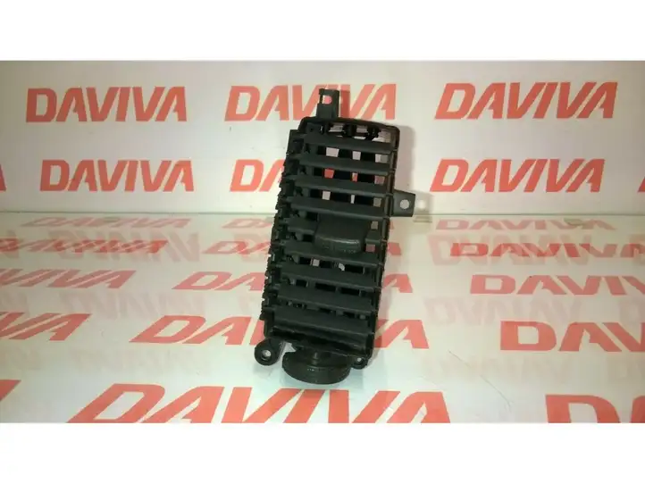 Nissan Navara D40 (2004 - 2015) 68751EB30 Боковой воздушный дефлектор — фото 1