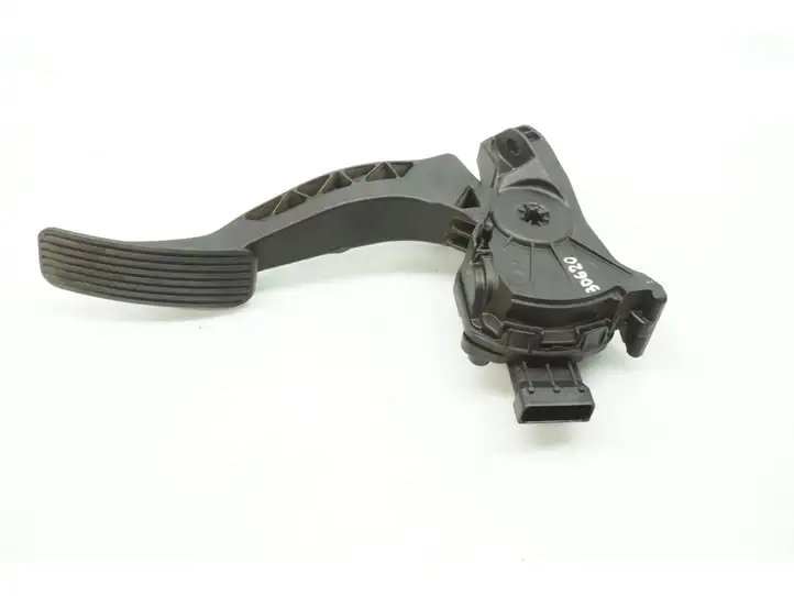 Opel Insignia A (2008 - 2017) 13237356 Педаль акселератора — фото 1