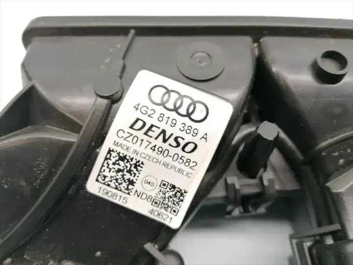 Audi A7 S7 4G (2014 - 2018) 4G2819389A Центральный воздушный дефлектор — фото 3