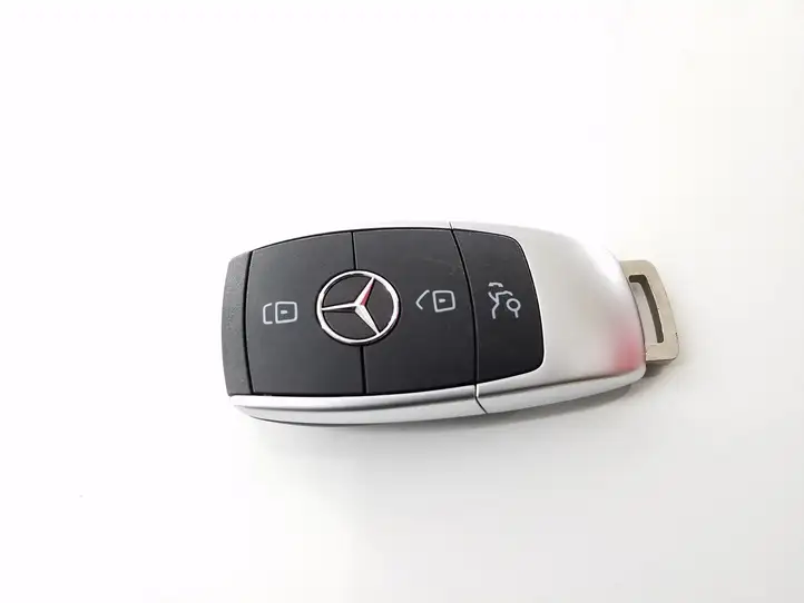 Mercedes-Benz EQC (2018 - ) A2059053416 Ключ зажигания — фото 1