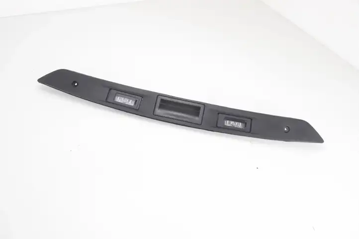 Volkswagen Tiguan (2011 - 2016) 5N0827335L Подсветка номера — фото 1