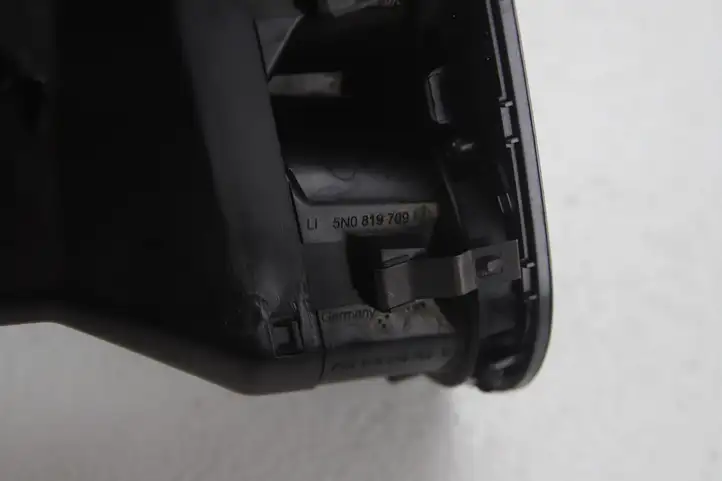 Volkswagen Tiguan (2011 - 2016) 5N0819709 Боковой воздушный дефлектор — фото 5