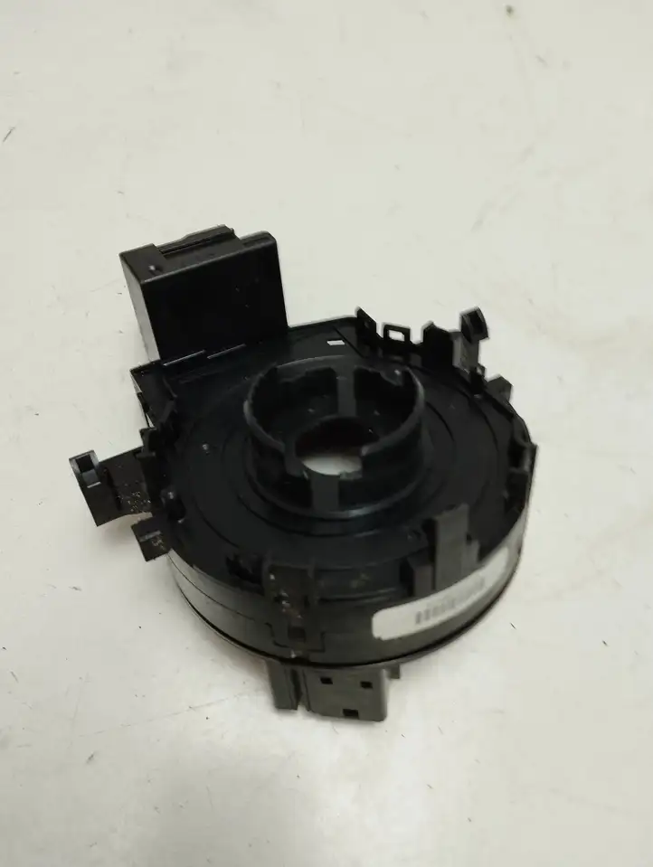 Toyota Yaris (2009 - 2012) Контактное кольцо SRS — фото 3