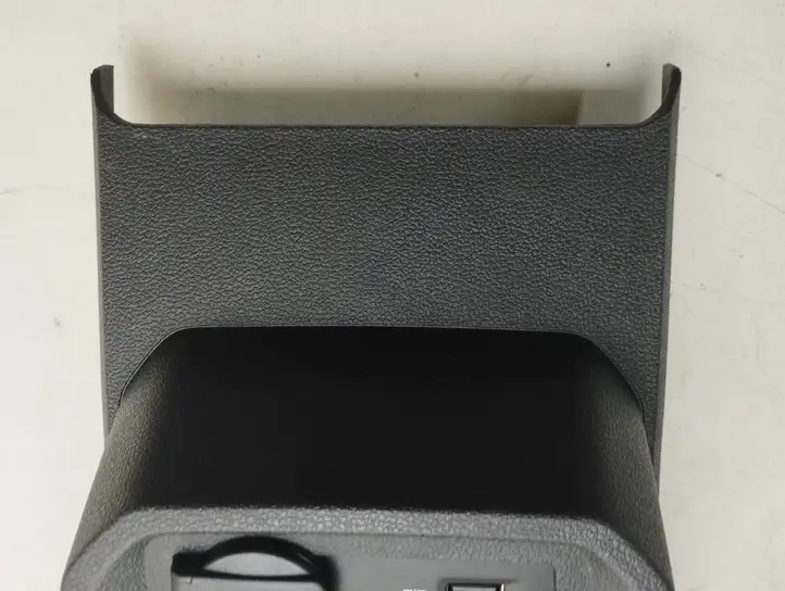 Volkswagen Tiguan Allspace (2017 - ) 5NN864298 Задний воздушный дефлектор — фото 2