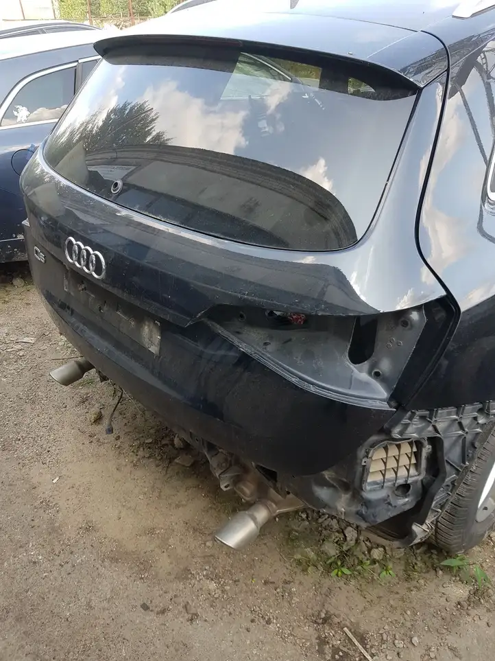Audi Q5 SQ5 (2008 - 2012) Крышка багажника — фото 3